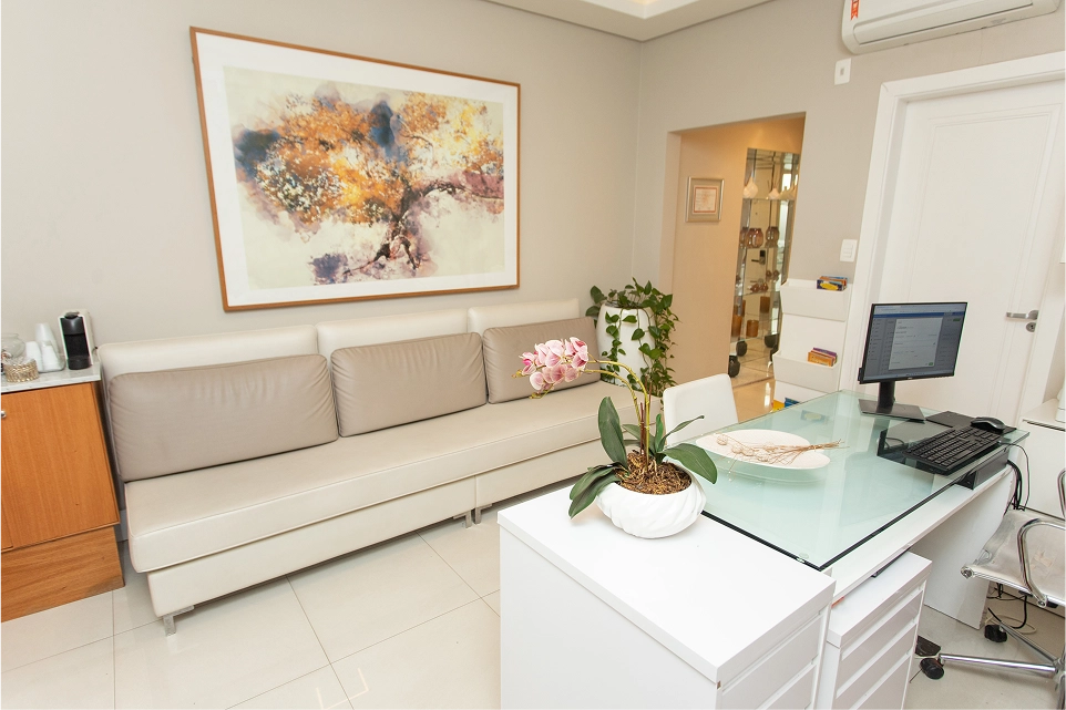 dra-cristiane-romero-dentista-na-republica-sp-5