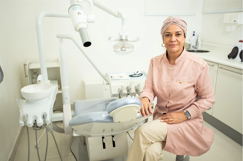 dra-cristiane-romero-dentista-na-republica-sp-6
